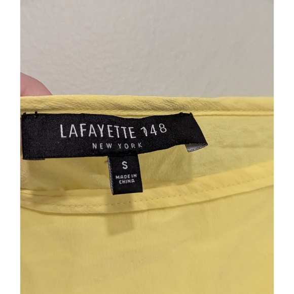 Lafayette 148 Yellow 100% Silk Short Sleeve Teist Front Blouse Size Small - Picture 3 of 7